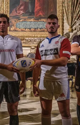 U20