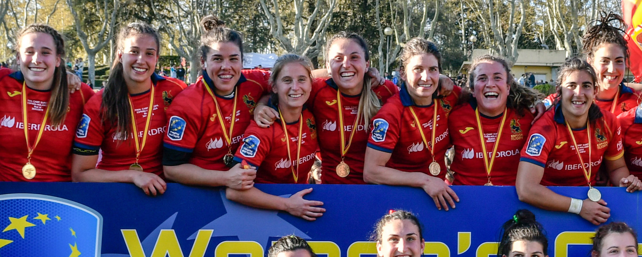 Laura Delgado and her Spanish team mates