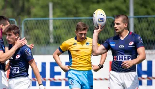 Referee