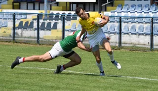 Attepted tackle